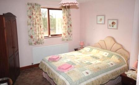 Bedroom1.JPG